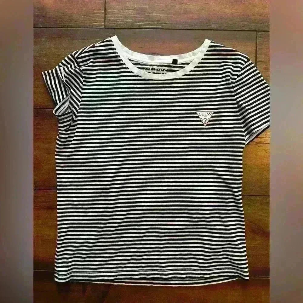 Women’s guess, baby, doll tee size medium